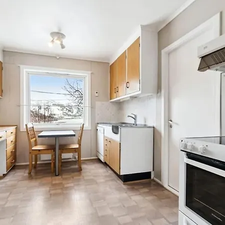 Three Bedrooms - - Lakeview Appartamento