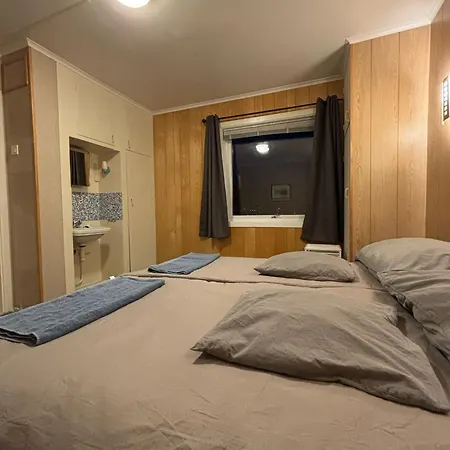 Three Bedrooms - - Lakeview *